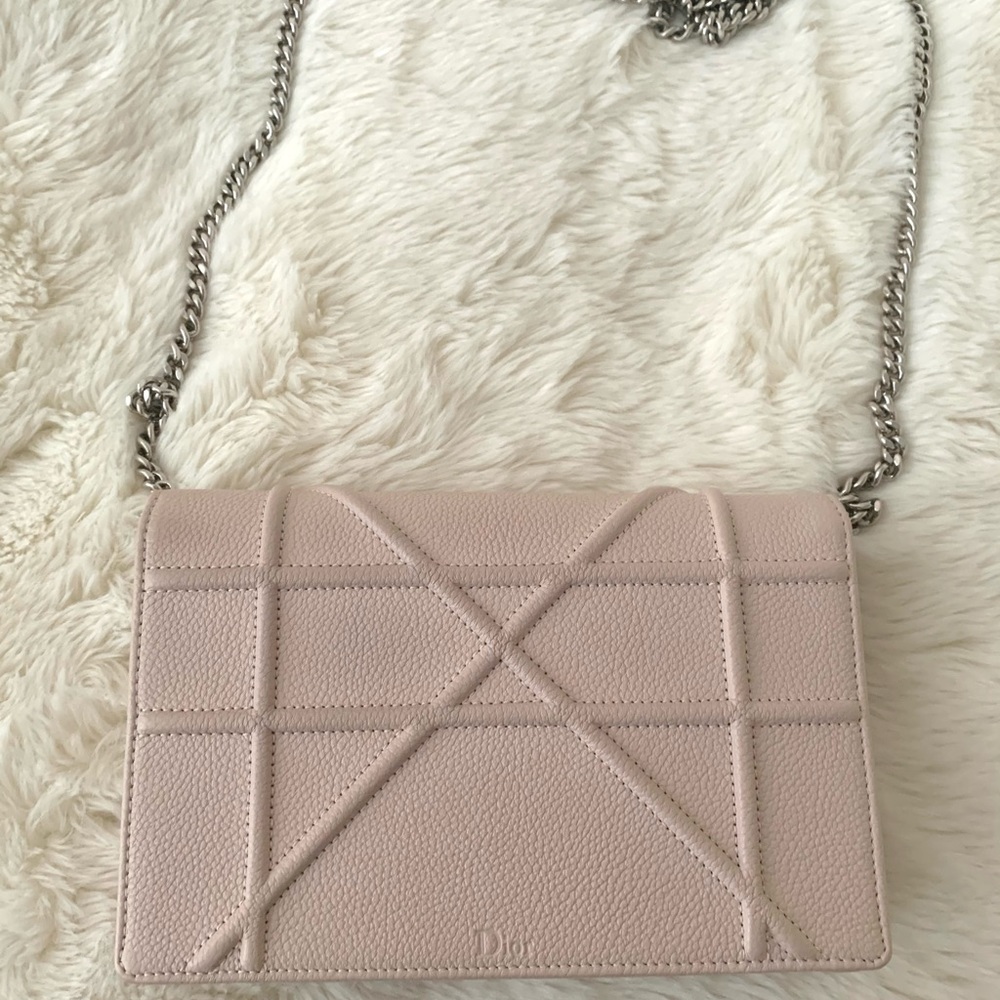 Dior Diorama Wallet on Chain Bag - Picture 6 of 15